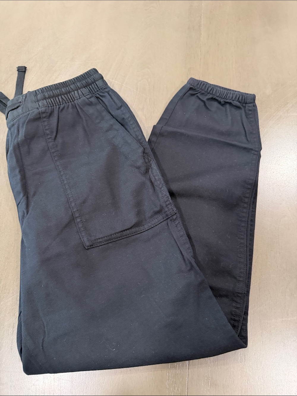 Women’s Black Elastic-Waist Casual Pants